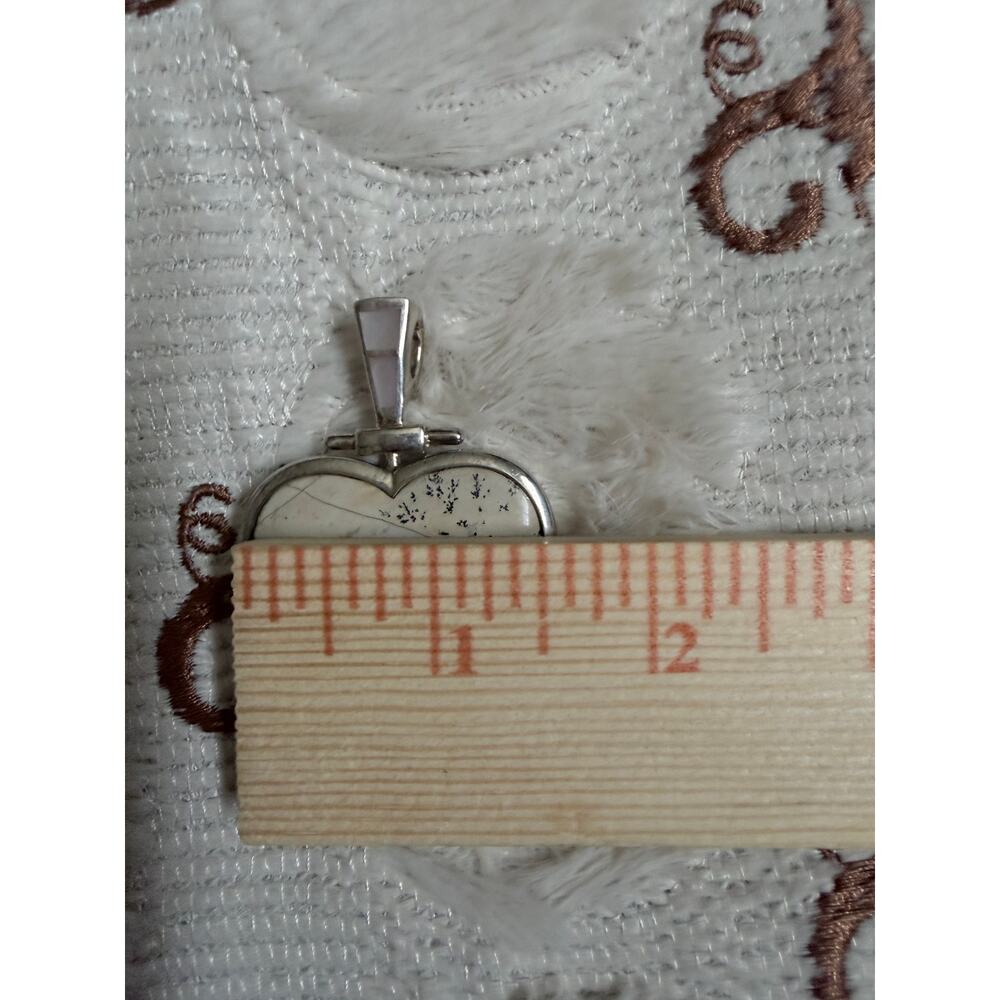 .925  Picture Jasper and Mother of Pearl Heart Pendant “Big Kiss” (X) Bail Opens - Picture 9 of 13